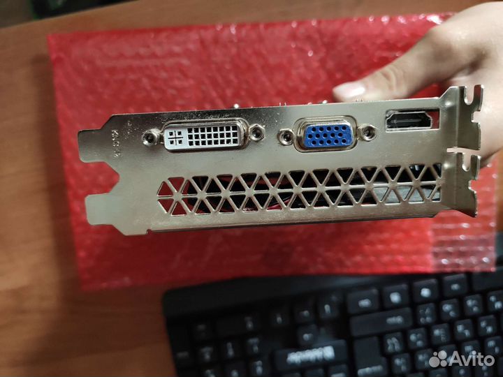 Видеокарта gt740
