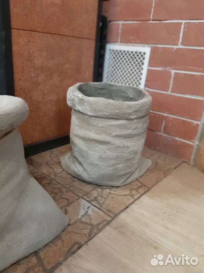 Вазон уличный из бетона