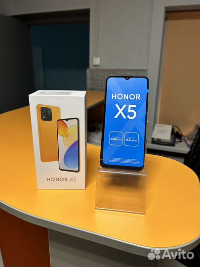 HONOR X5, 2/32 ГБ