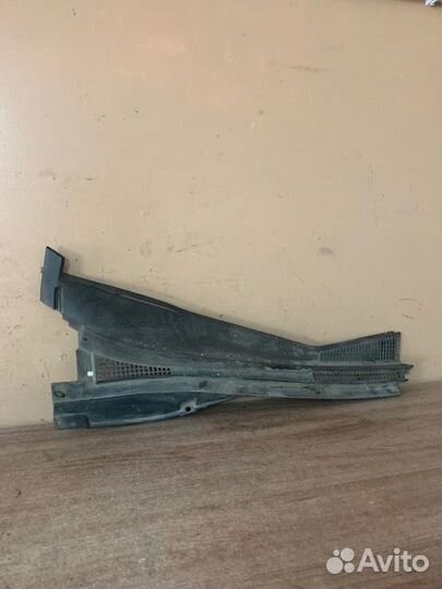 Жабо lancer 9 правая часть