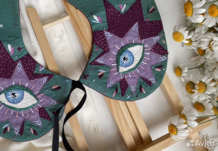 Воротник с вышивкой