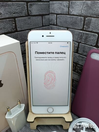iPhone 8, 64 ГБ