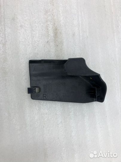 Накладка салазки сиденья Toyota Corolla E150/E151