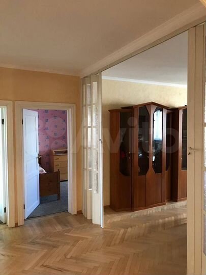 Комната 14 м² в 5-к., 6/16 эт.