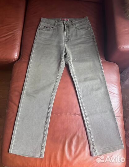 Джинсы