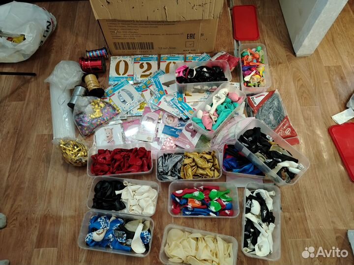 Баллон с гелием + воздушные шарики