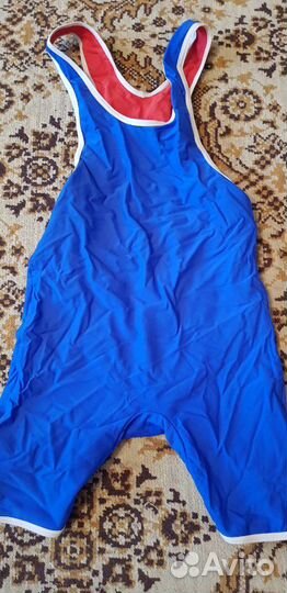 Трико и обувь для борьбы