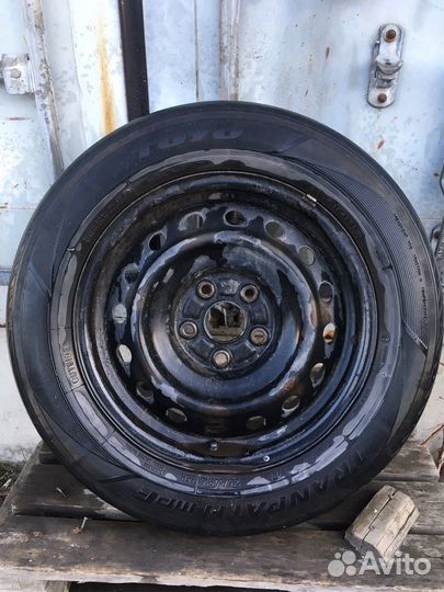 Toyo Tranpath mpF 215/60 R16 95H