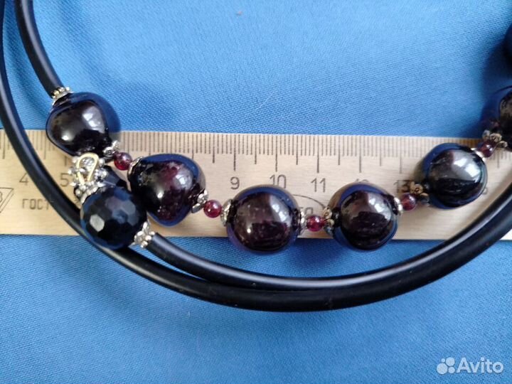 Колье на чокере