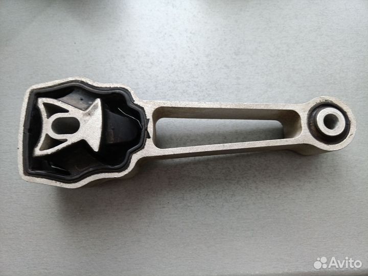 Опора двигателя Volvo 31430441