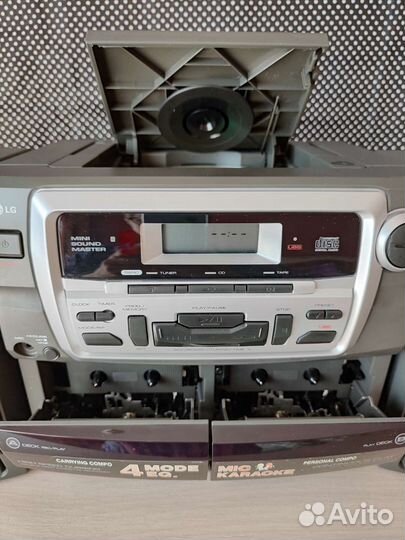 Двухкассетная магнитола