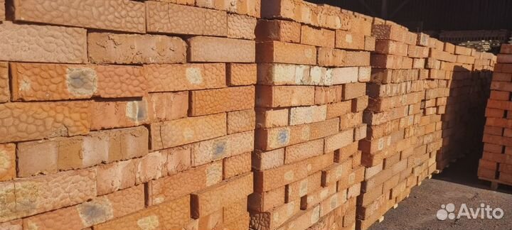 Кирпич бут красный полнотелый обожженый