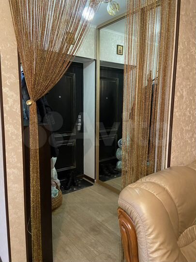 2-к. квартира, 65 м², 1/9 эт.