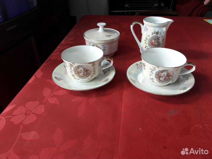 Продам сервиз Мадонна