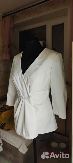 Пиджак женский 44 46