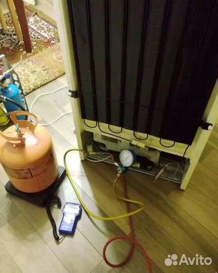 Ремонт стиральных машин Холодильников посудомоек