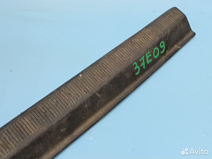 Накладка задней панели для Toyota Caldina ET-190