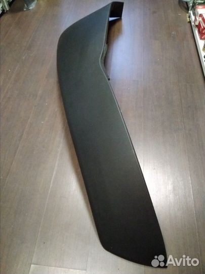 Крыло заднее правое черное на JCB 332D4972