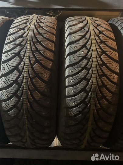 Sava Eskimo Stud 175/65 R14