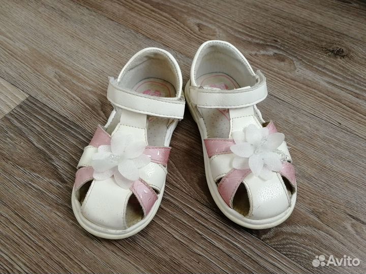 Сандалии для девочки 23 размер