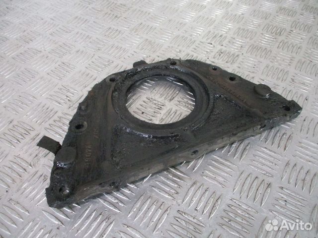 Крышка плиты двигателя Mercedes-Benz A4570111107