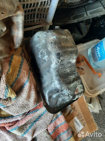 Поддон картера на субару R2