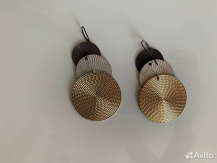 Серьги трехцветные бижутерия