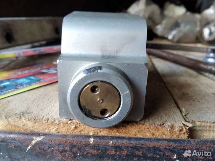 Клапан Volkswagen Touareg 2007 7L0820679D