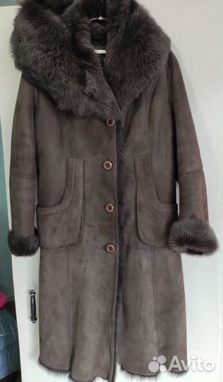 Дубленка натуральная женская с капюшоном