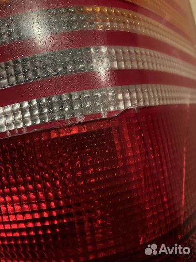 Фонарь задний правый mercedes vito 638
