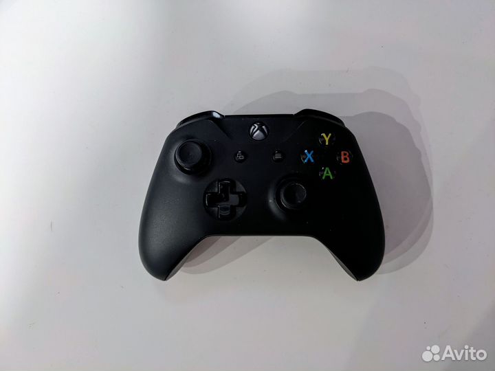 Xbox One s Геймпад