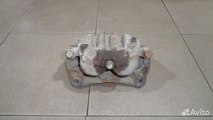 Суппорт передний левый Subaru Legacy Outback 5