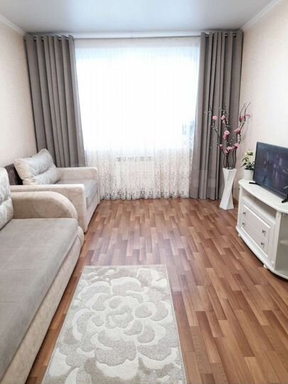 2-к. квартира, 52 м², 8/10 эт.