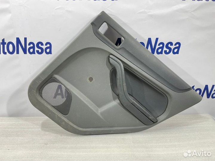 Обшивка двери задняя правая Ford Focus 2 2005-2008