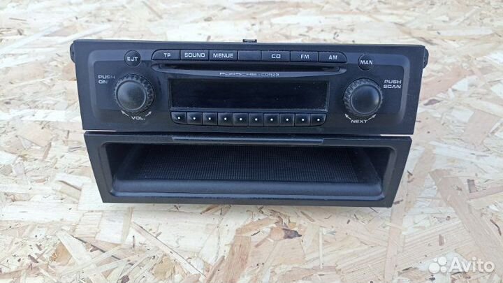 Магнитола Porsche Cayenne 957 M48.01 2007