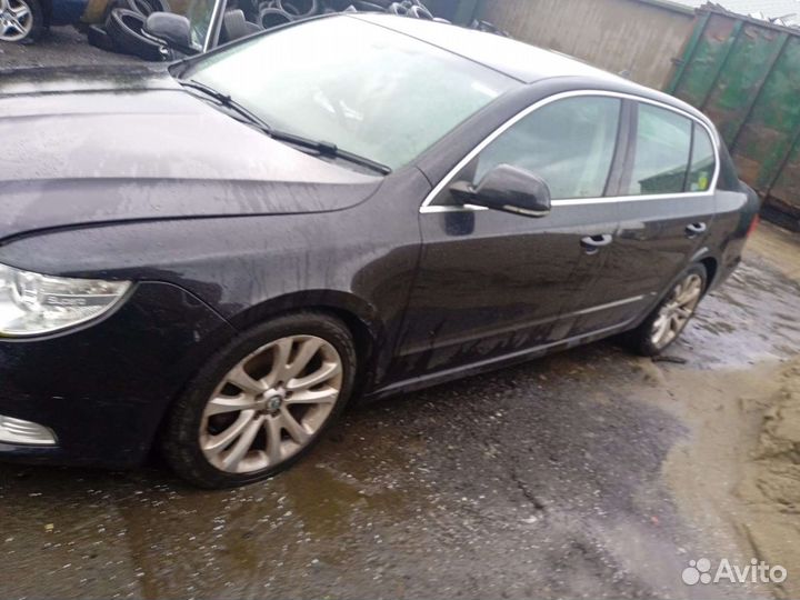 Крышка багажника skoda superb 2 2008