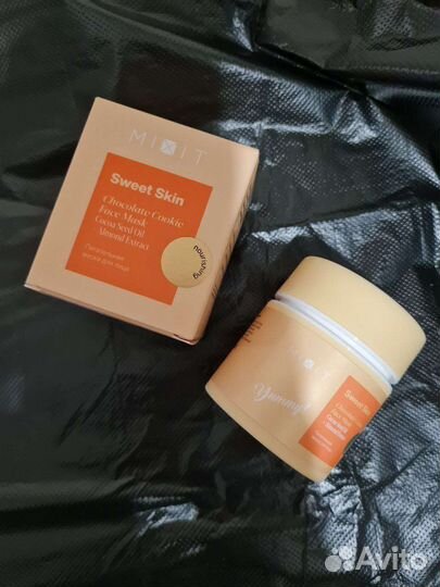 Увлажняющая маска для лица