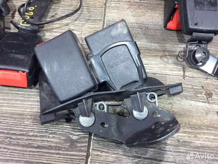 Крепления ремней безопасности Audi Volkswagen Skod