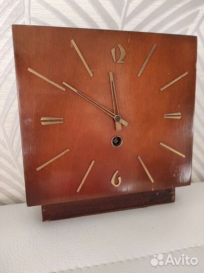 Часы механические Весна винтаж