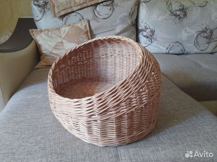 Лежанка из бумажной лозы. Можно мыть