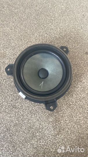 Динамик задний левый Toyota Camry V70