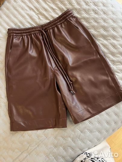 Шорты кожаные Nanushka