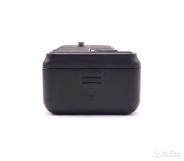 Беспроводной передатчик файлов Nikon WT-7B в упаковке