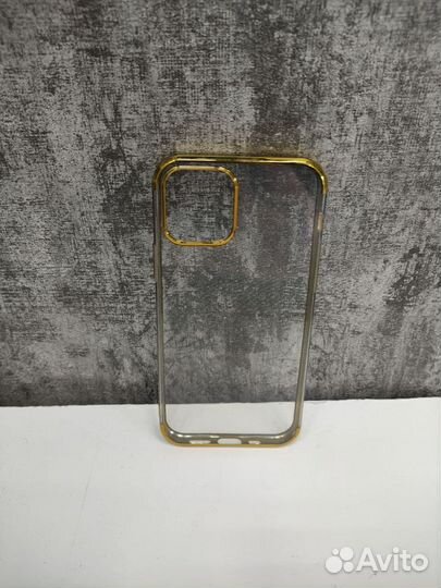 Чехол на iPhone 12