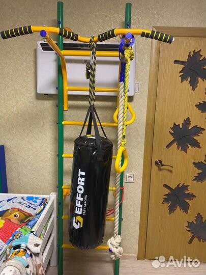 Шведская стенка с турником