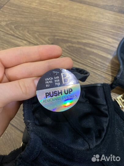 Бюстгальтер