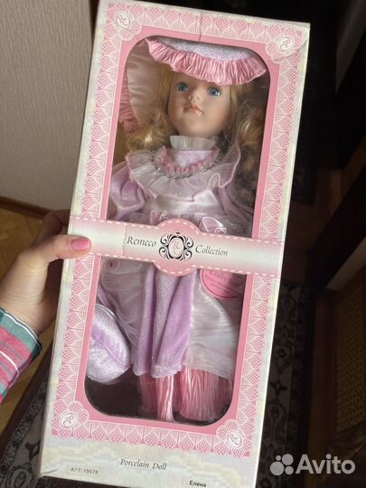 Кукла фарфоровая коллекционная remeco collection