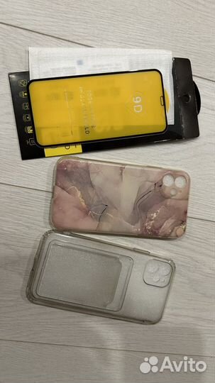 Стекло и чехлы на iPhone 11