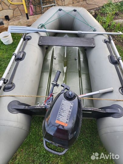 Моторная лодка