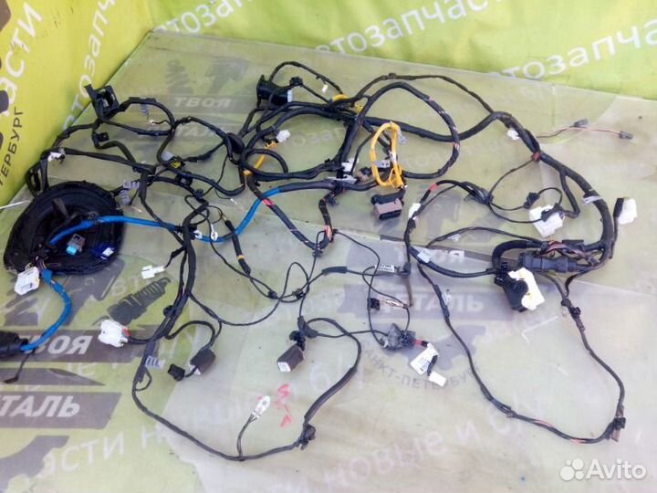 Коса салона Hyundai Solaris 1 sedan 1.6 G4FC 2015